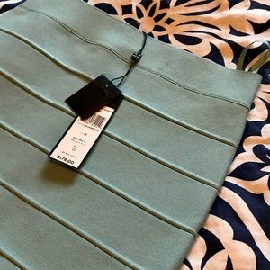 BCBG AZRIA BLUE BREEZE LEGER POWER PENCIL SKIRT